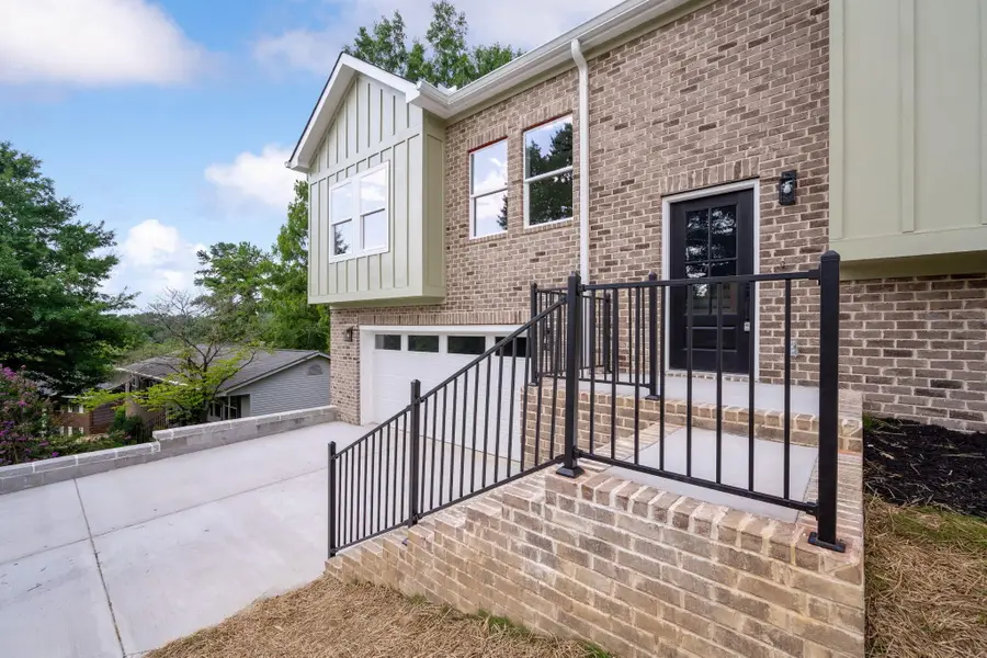 414 Peyton Drive, Hixson, TN 37343 - #3