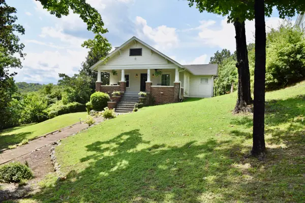 821 Summit Avenue, Chattanooga, TN 37412