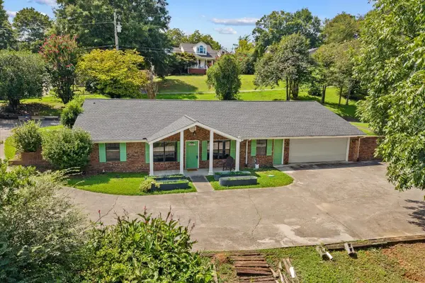 2502 E Hillview Drive, Dalton, GA 30721