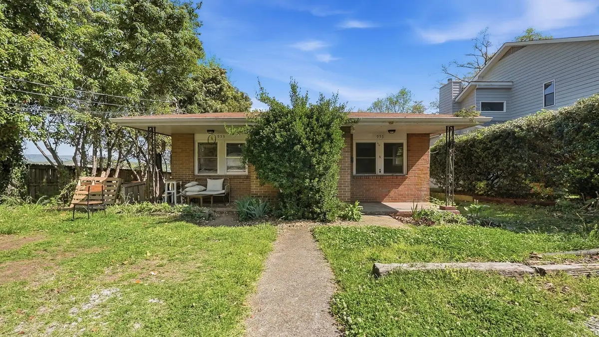 953 E 5th Street, Chattanooga, TN 37403 - #1