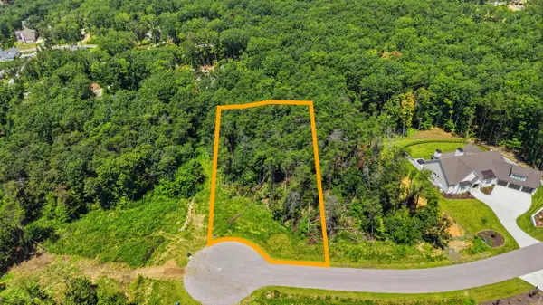 8381 Big Sky Lane #(125), Signal Mountain, TN 37377