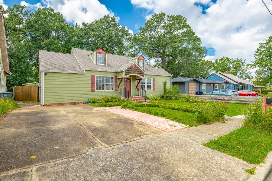 2306 E 4th Street, Chattanooga, TN 37404 - #3