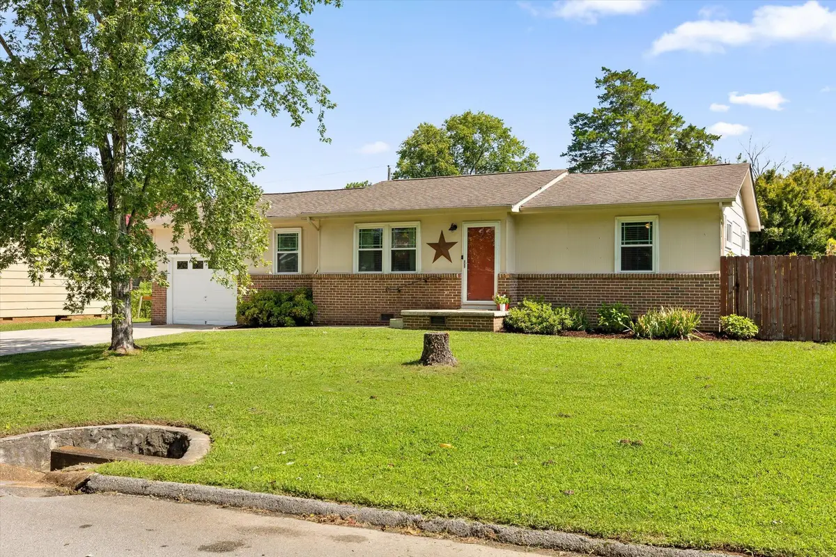 1837 S Prairie Circle, Hixson, TN 37343 - #1