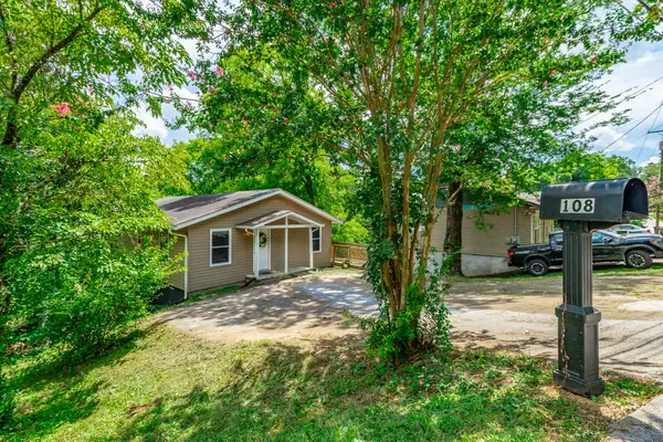 108 S Seminole Drive, Chattanooga, TN 37411