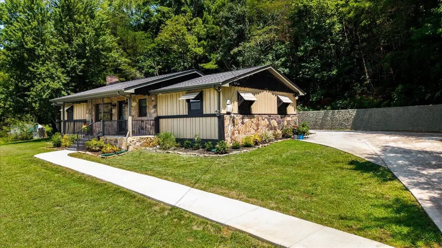 9815 E Brainerd Road, Ooltewah, TN 37363 - #3