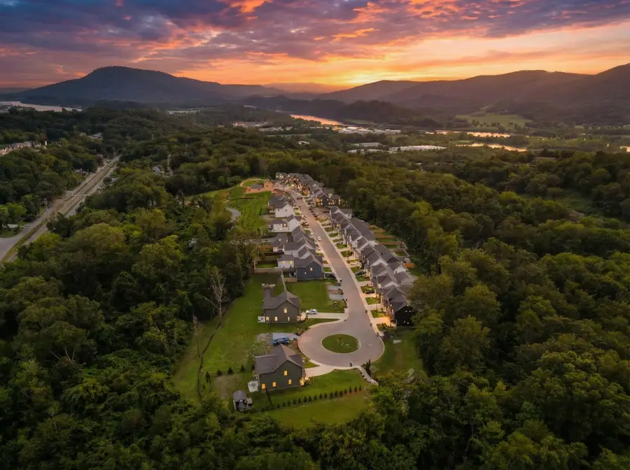 1034 Cityscape View, Chattanooga, TN 37405 - #2