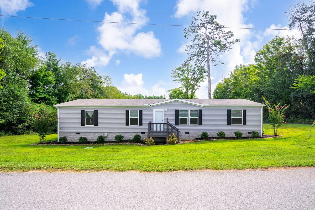 140 N Hillcrest Drive, Spring City, TN 37381 - #1