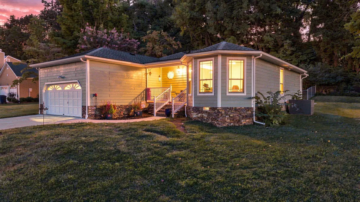 202 Ashlin Woods Drive Ne, Cleveland, TN 37312 - #1
