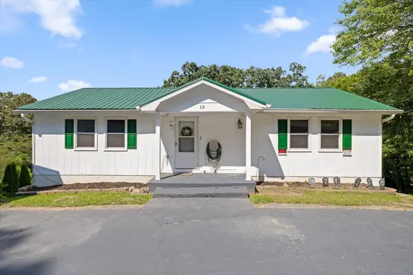 13 Travis Road, Rossville, GA 30741