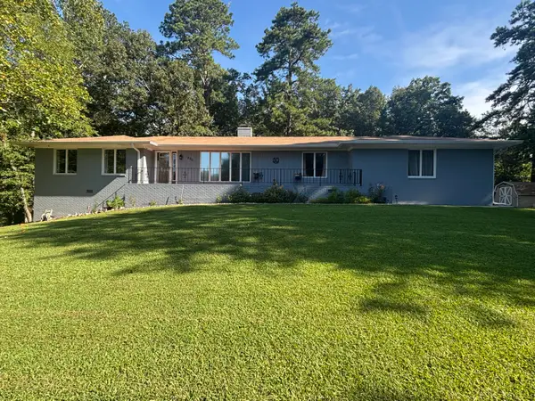 200 Dogwood Circle, LaFayette, GA 30728