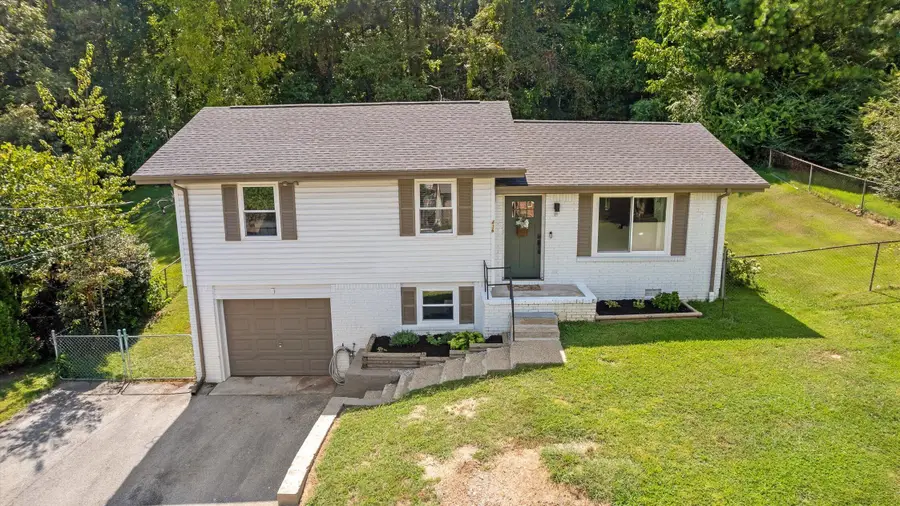 436 Sevier Street, Hixson, TN 37343 - #2