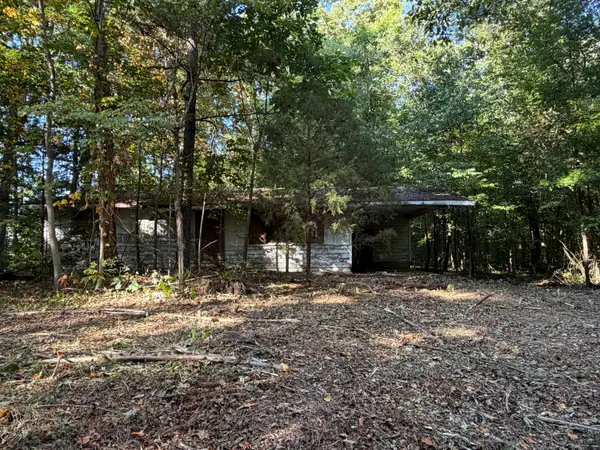 2742 Michigan Avenue Road Ne, Cleveland, TN 37323
