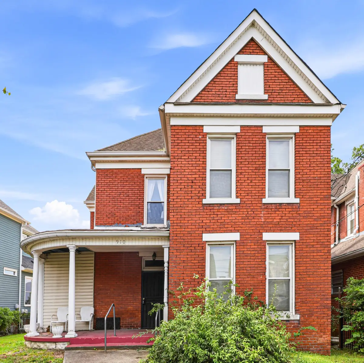 910 E Martin Luther King Boulevard, Chattanooga, TN 37403 - #1