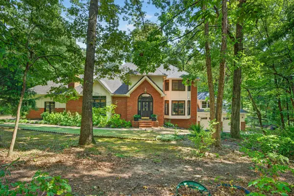 9030 Finney Point Drive, Ooltewah, TN 37363