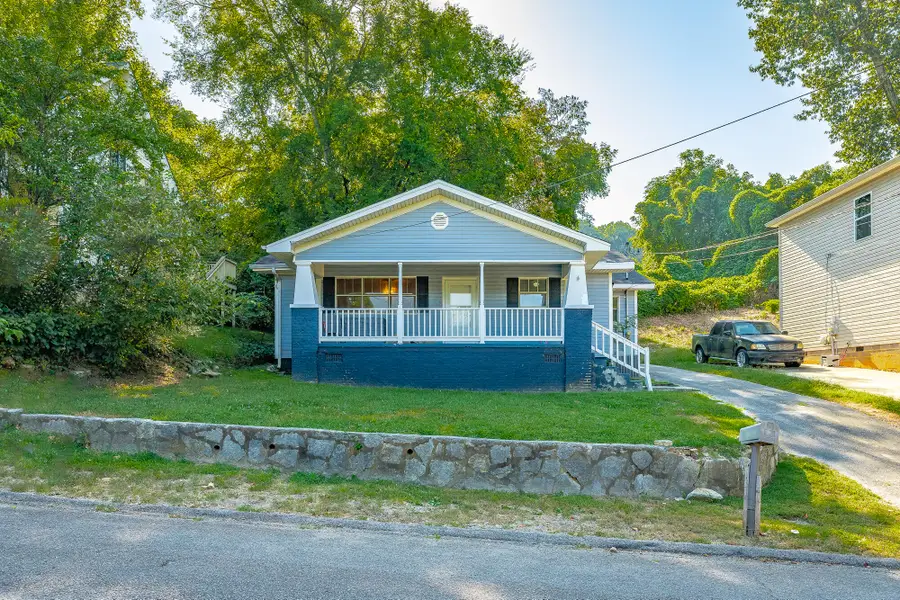 3906 14th Avenue, Chattanooga, TN 37407 - #3