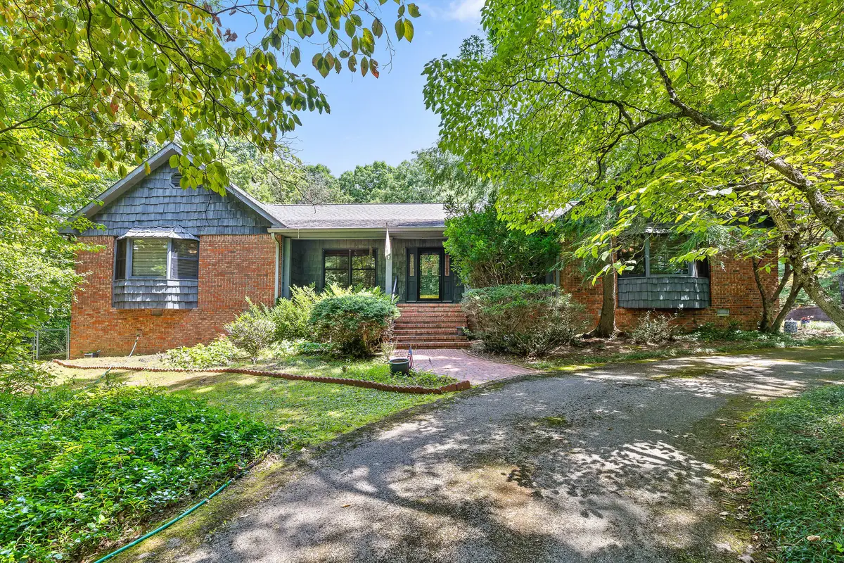 2325 Wood Sorrell Lane, Signal Mountain, TN 37377 - #1