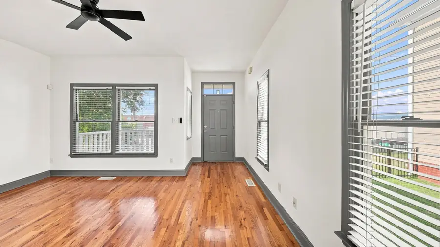 1003 E 11th Street, Chattanooga, TN 37403 - #3