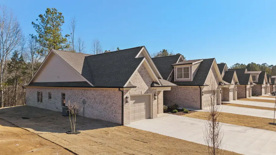 5270 Baylor Street Nw, Cleveland, TN 37312 - #2