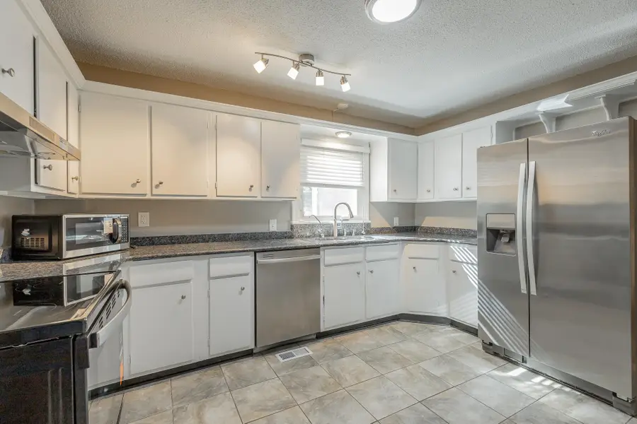 2801 Haywood Avenue, Chattanooga, TN 37415 - #3