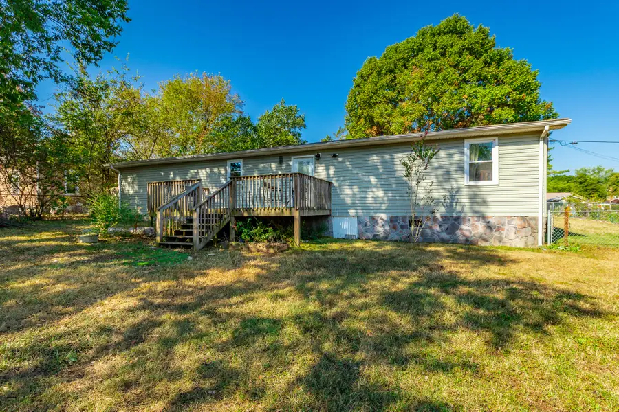 1300 Lee Street, Chickamauga, GA 30707 - #2