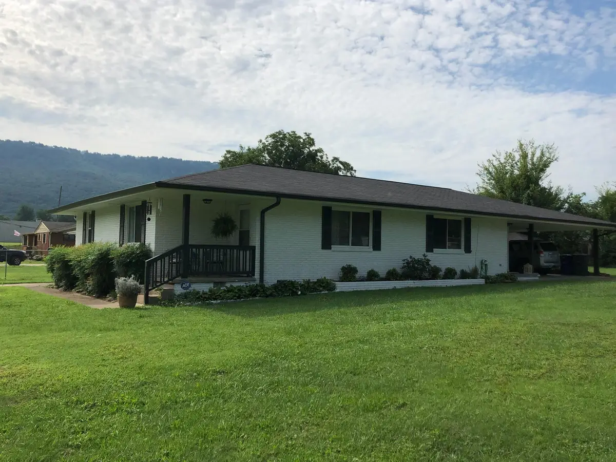110 N Moss Avenue, Chattanooga, TN 37419 - #1