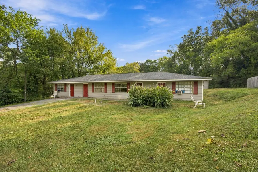 466 Oak Street, Rossville, GA 30741 - #2