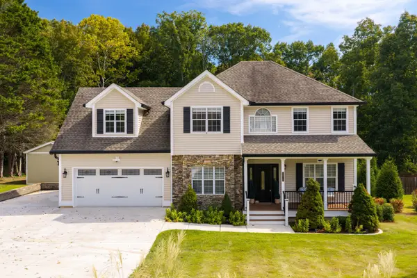 8912 Grey Mountain Drive, Ooltewah, TN 37363