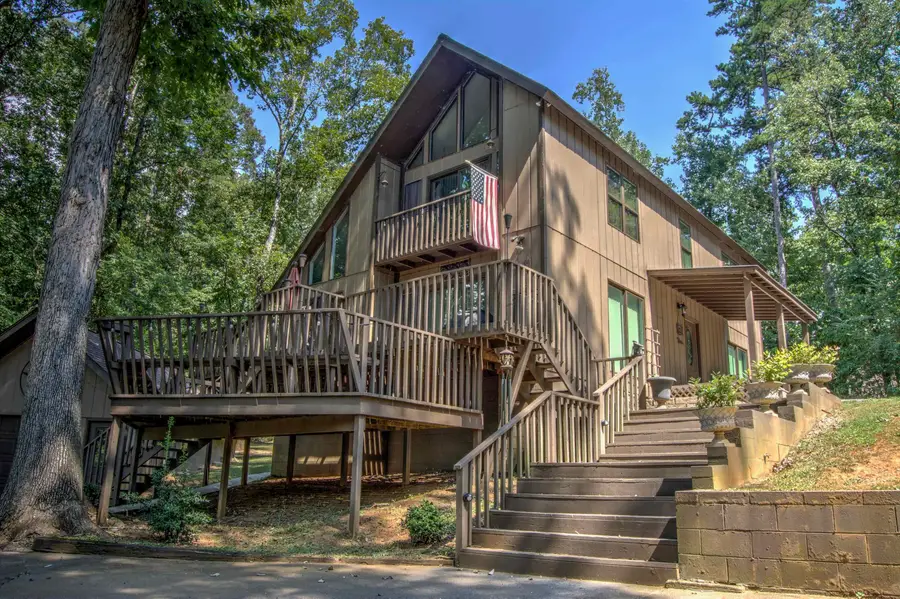 453 Cherokee Road, Scottsboro, AL 35769 - #2
