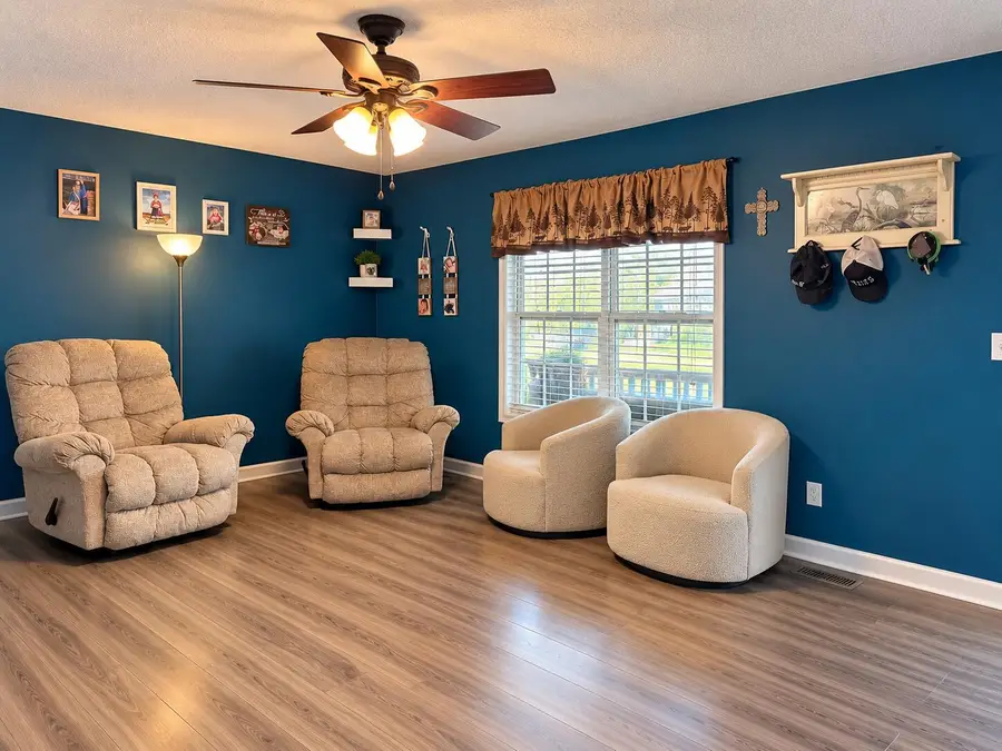 180 Rogers Drive, Whitwell, TN 37397 - #2
