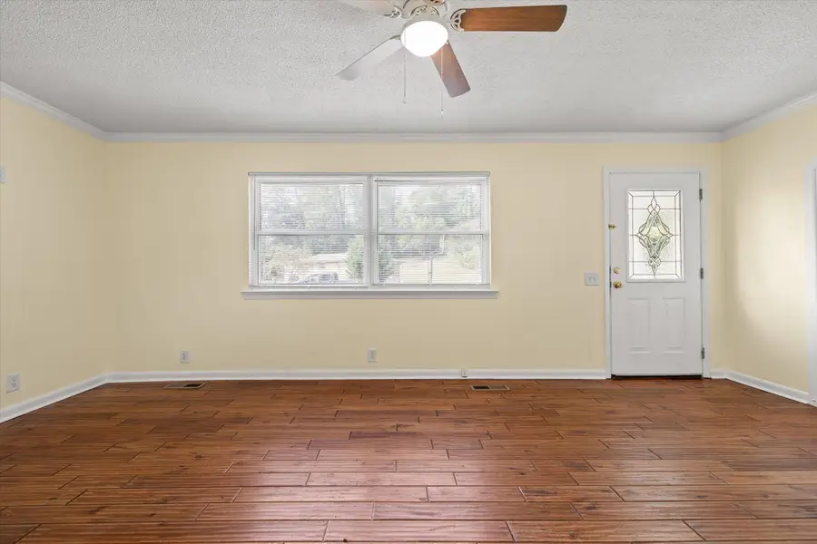 355 Warren Drive, Chattanooga, TN 37419 - #2