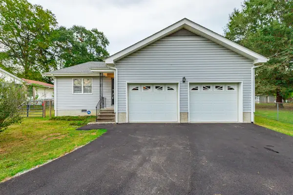 127 S Center Street, Rossville, GA 30741