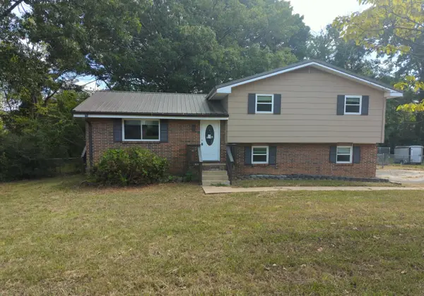 27 Edgewood Circle, Fort Oglethorpe, GA 30742