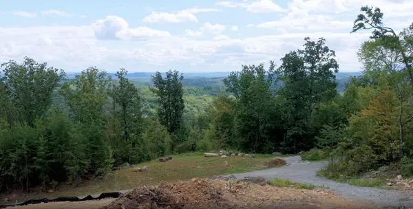 974 Bluff Ledge Trail, Hixson, TN 37343