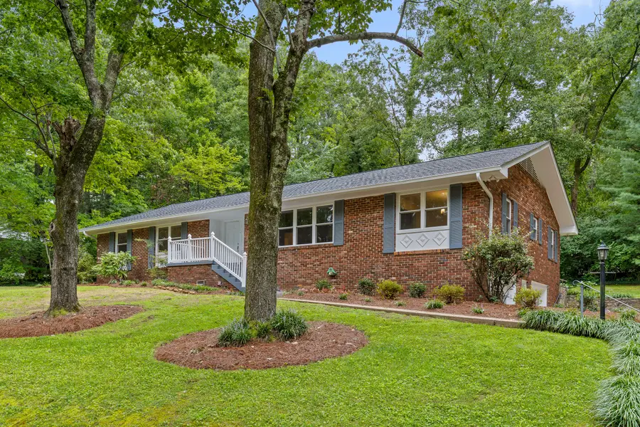 316 Green Gorge Road, Signal Mountain, TN 37377 - #2