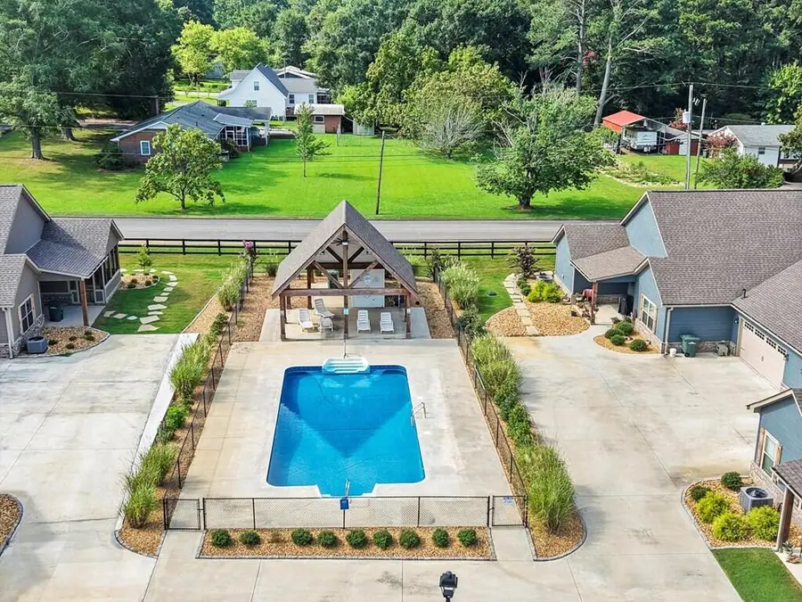 84 Maddox Lane, Chatsworth, GA 30705 - #2