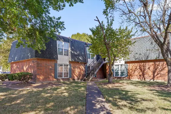 900 Mountain Creek Road # 300, Chattanooga, TN 37405