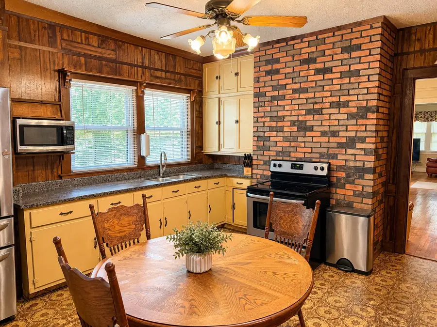 525 Hedgewood Drive, Chattanooga, TN 37405 - #2