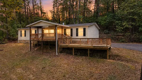 887 W Cove Road, Chickamauga, GA 30707