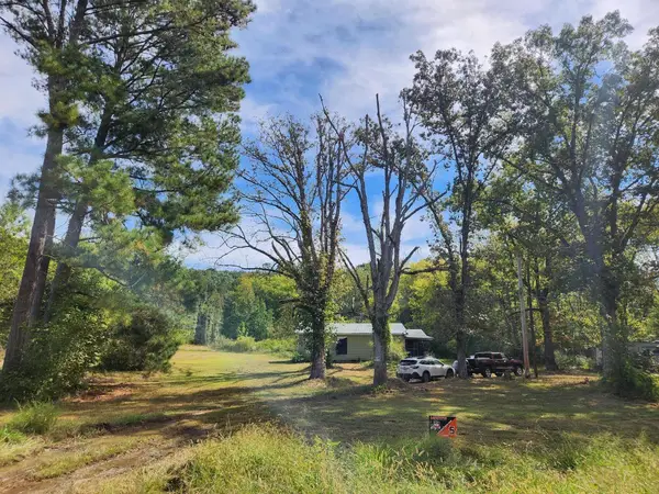814 Saddle Club Road, Summerville, GA 30747