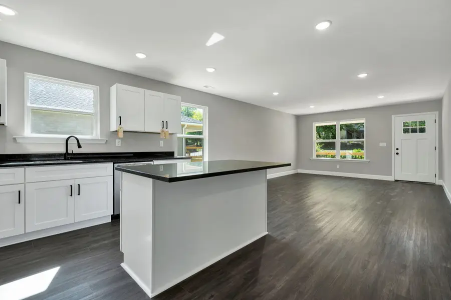 1016 Tunnel Boulevard, Chattanooga, TN 37411 - #3