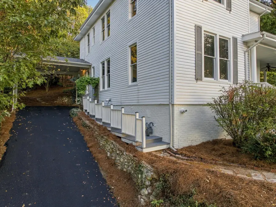 806 Tremont Street, Chattanooga, TN 37405 - #3