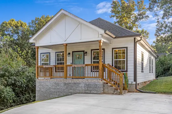 2832 Ridgemont Drive, Chattanooga, TN 37404