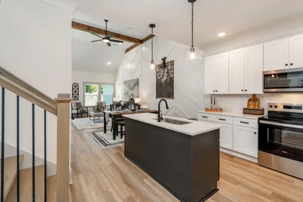 2221 Jenkins Road #105, Chattanooga, TN 37421