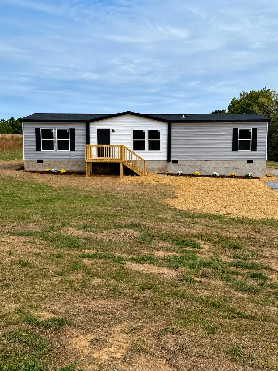 2776 Snyder Loop, Graysville, TN 37338 - #2