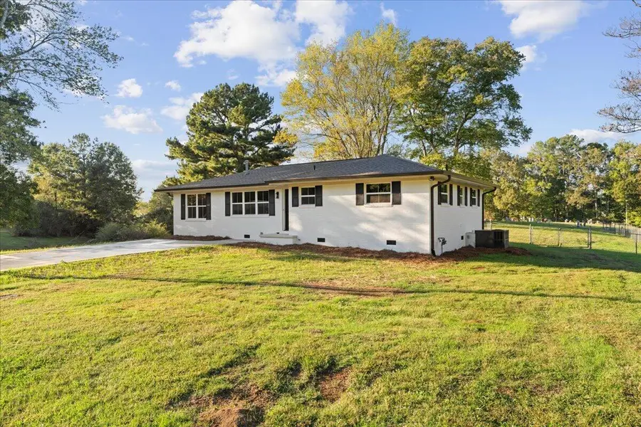 137 Meadow Brook Drive, Rock Spring, GA 30739 - #2
