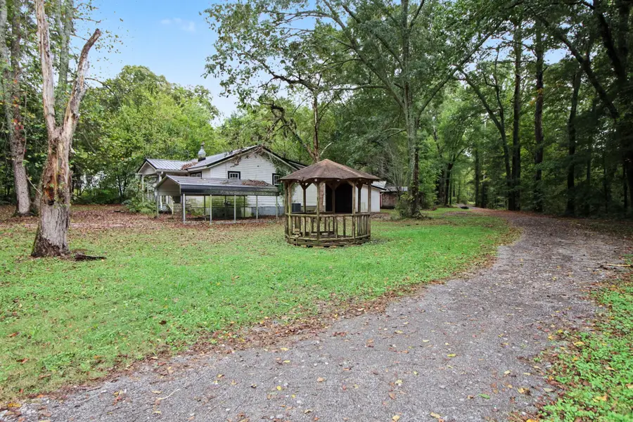 409 W Indiana Street, Lafayette, GA 30728 - #3