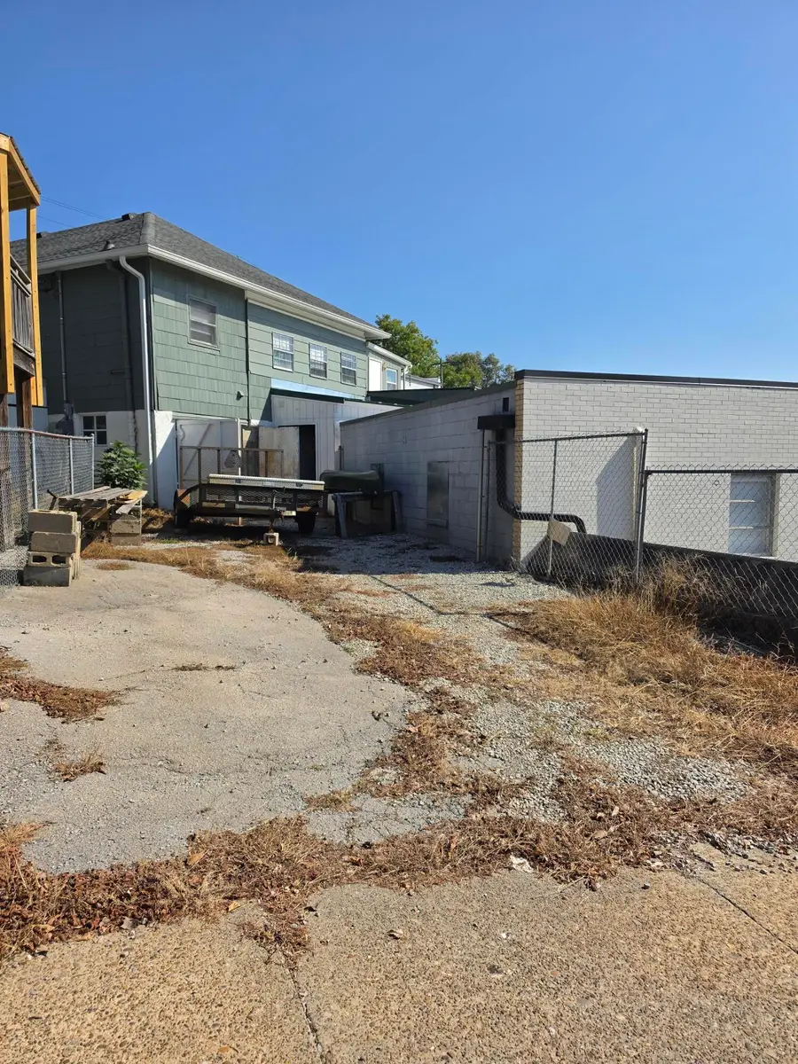 512 W Bell Avenue, Chattanooga, TN 37405 - #3