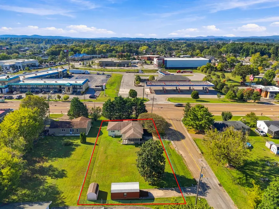 7415 Bonny Oaks Drive, Chattanooga, TN 37421 - #2