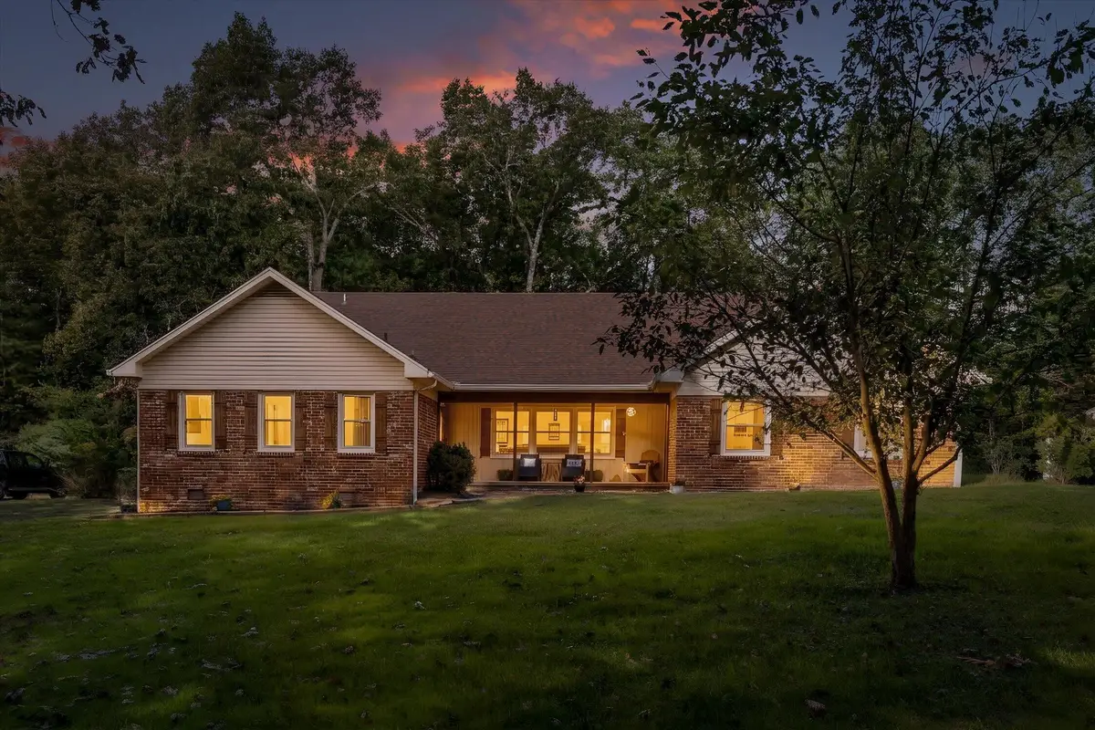 1008 Crown Point Road W, Signal Mountain, TN 37377 - #1