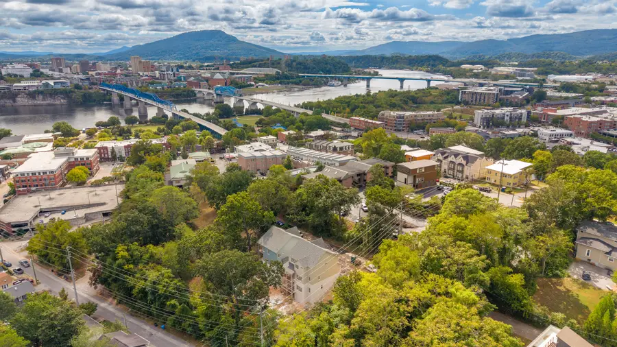 212 Delmont Street, Chattanooga, TN 37405 - #2